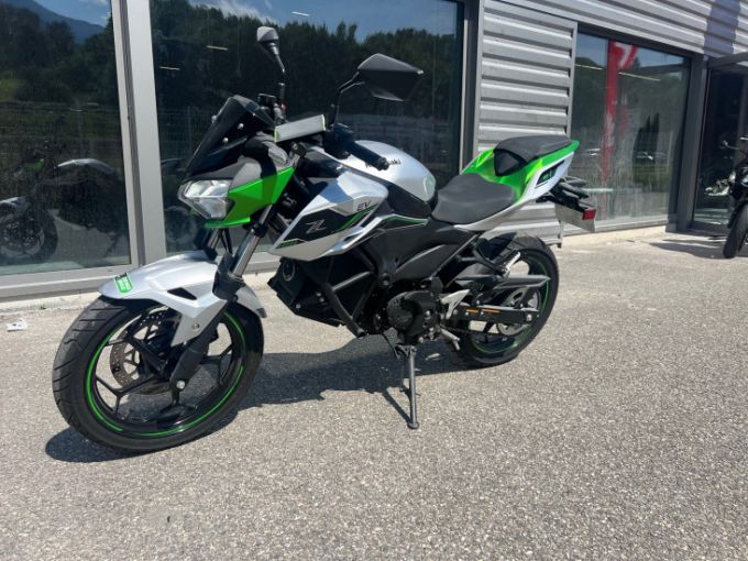 KAWASAKI Z-125 4