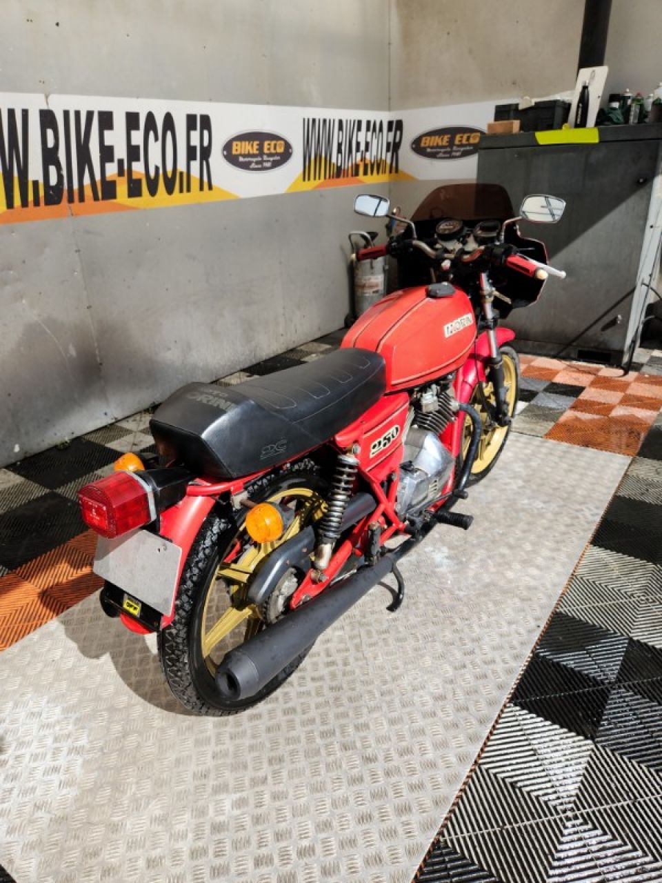 MOTO MORINI MOTO MORINI 4