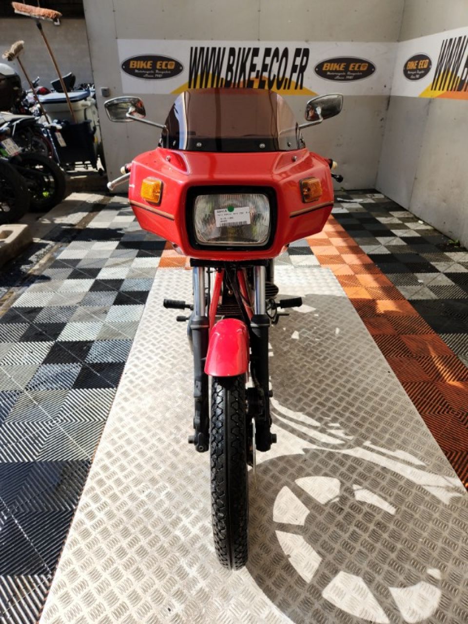 MOTO MORINI MOTO MORINI 4