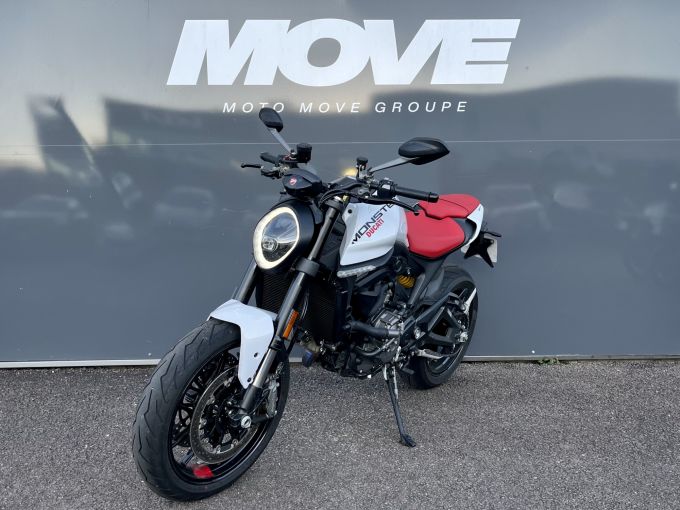 DUCATI MONSTER 4