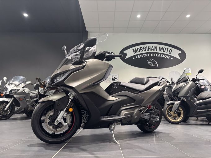 KYMCO AK 550 4