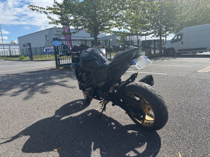 KAWASAKI Z 800 4