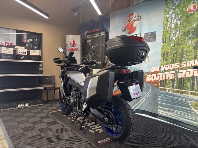 YAMAHA TRACER 9 GT+ 4