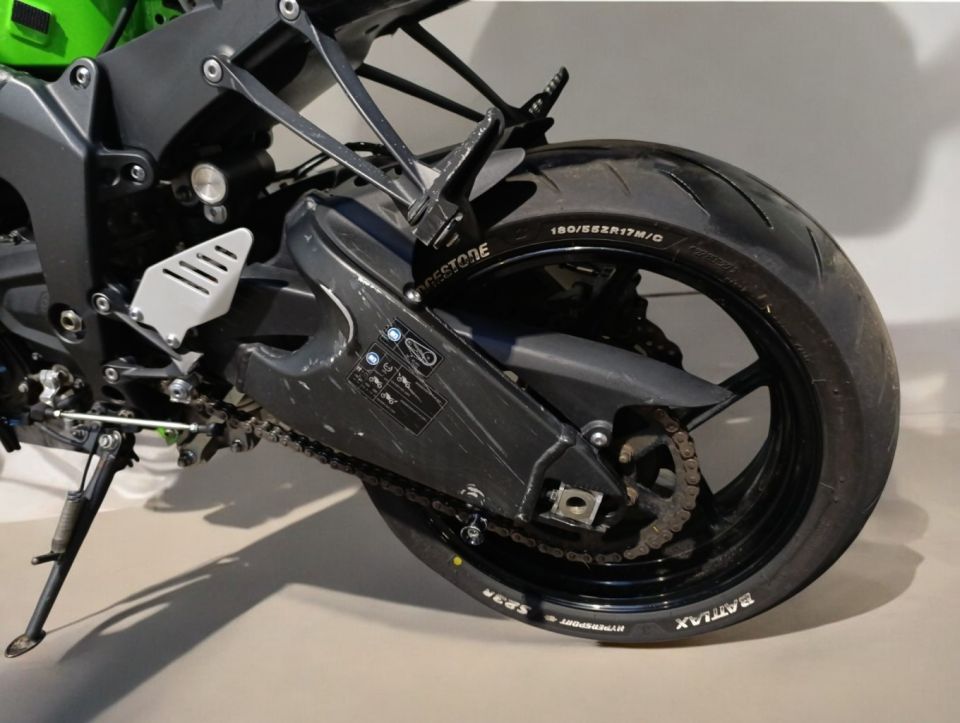 KAWASAKI ZX-6R 636 4