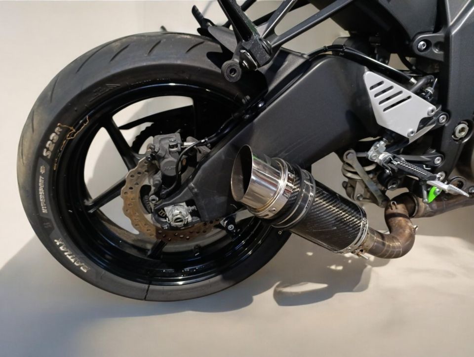 KAWASAKI ZX-6R 636 4