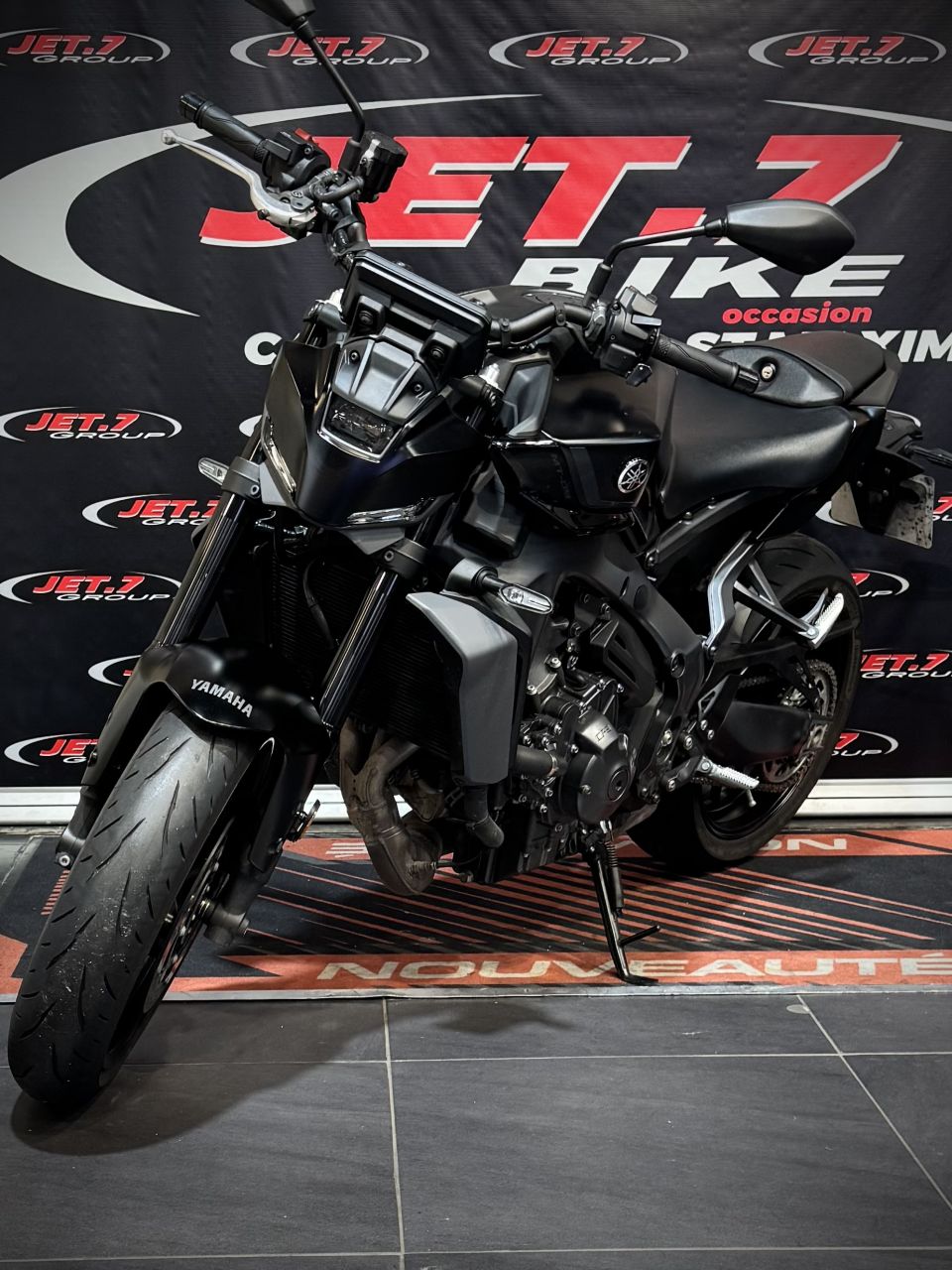 YAMAHA MT-09  Y-AMT 4