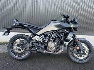 HUSQVARNA SVARTPILEN 125 ABS - 2024