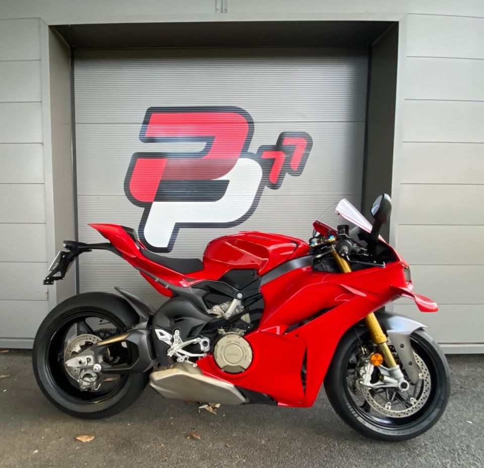 DUCATI PANIGALE V4S 4