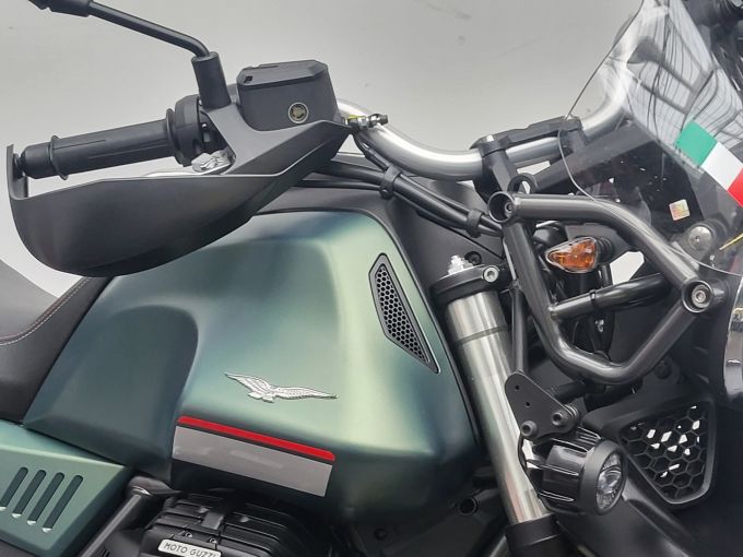 MOTO GUZZI V85 TT 850 4