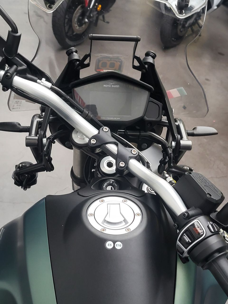 MOTO GUZZI V85 TT 850 4