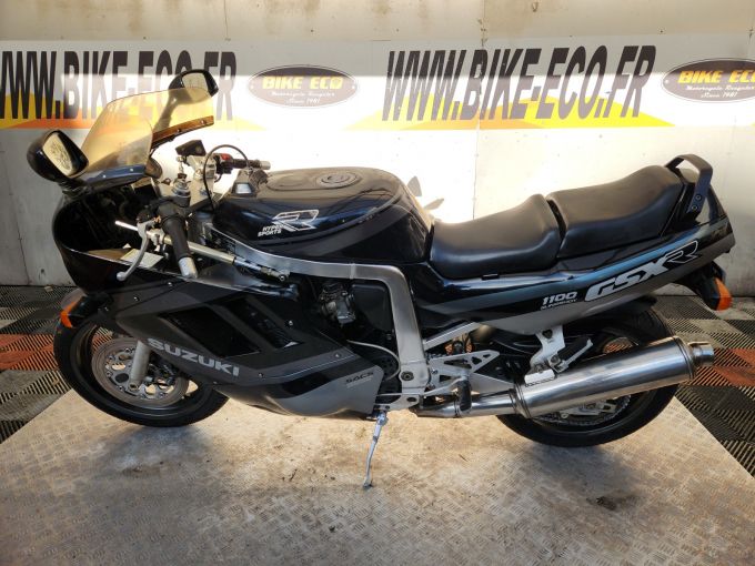 SUZUKI GSX-R 1100 4
