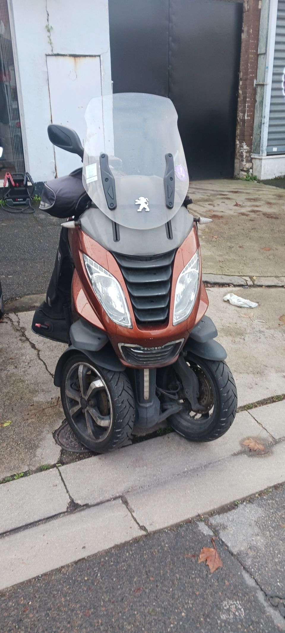 PEUGEOT METROPOLIS 400 4