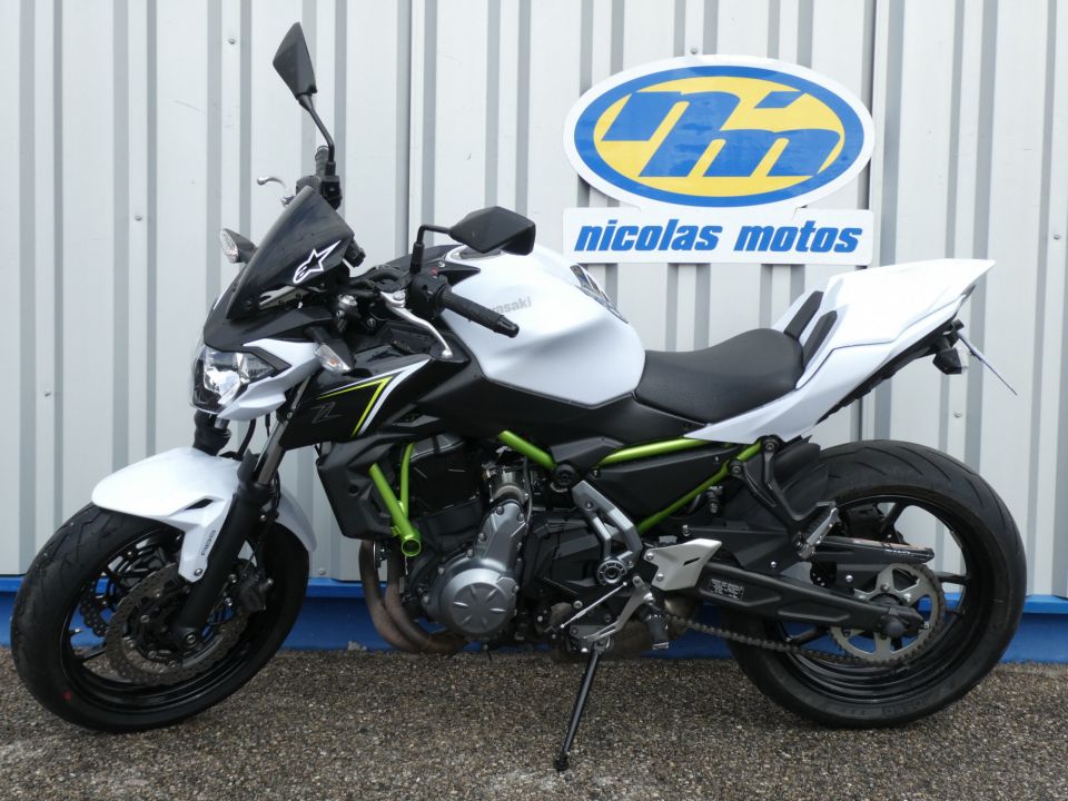KAWASAKI Z 650 (47.5CV) 4