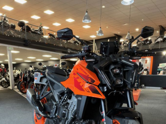 KTM SUPER DUKE 990 4