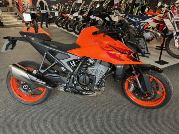 KTM SUPER DUKE 990 4