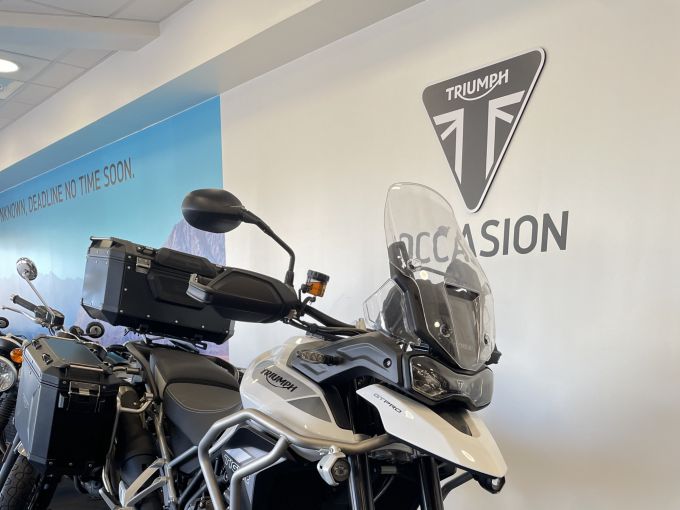 TRIUMPH Tiger 900 GT PRO 4