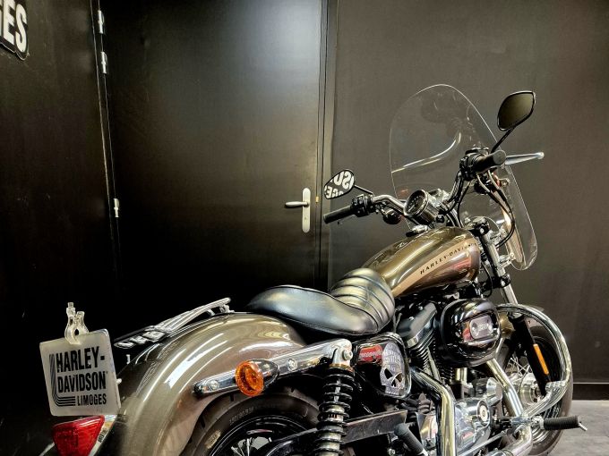 HARLEY-DAVIDSON SPORTSTER CUSTOM 1200 4
