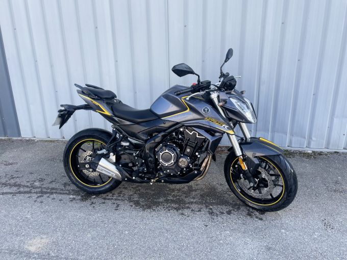 VOGE 525 R 4