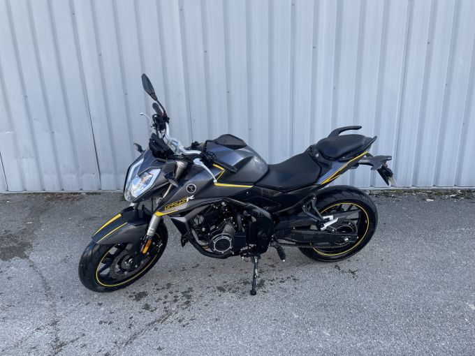 VOGE 525 R 4