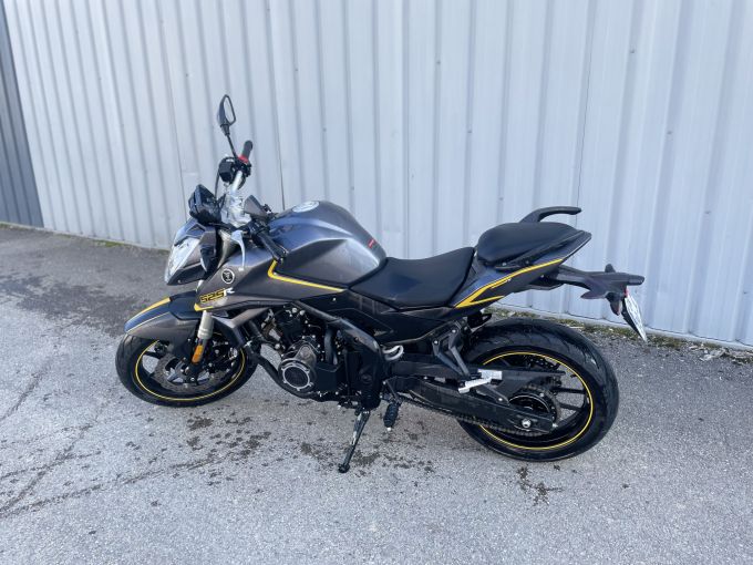 VOGE 525 R 4