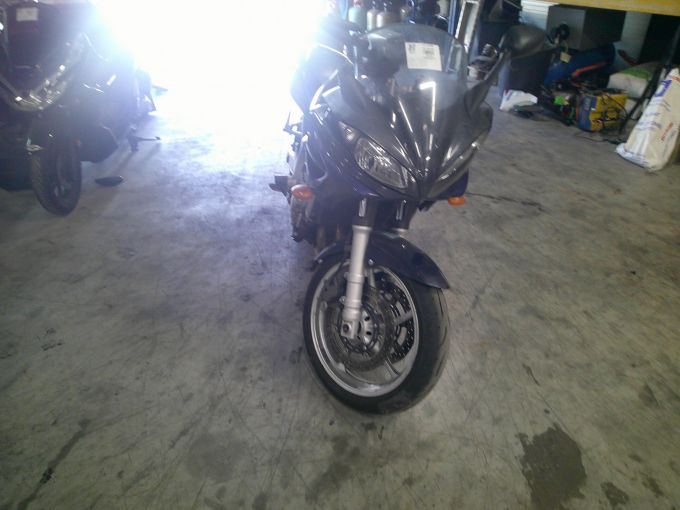 YAMAHA FZ6 (98CV) 4