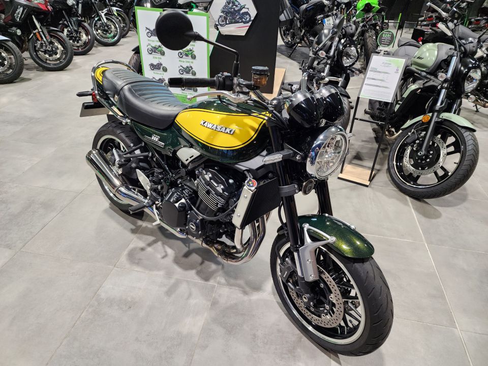 KAWASAKI Z900RS YELLOW BALL 4