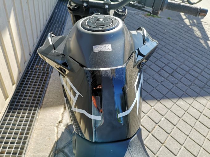 KTM 890 DUKE GP 4