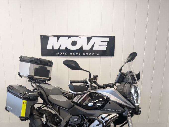 QJ MOTOR SRT 600 SX Touring 4