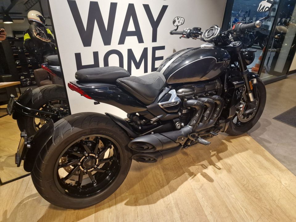 TRIUMPH ROCKET 3 R STORM 4