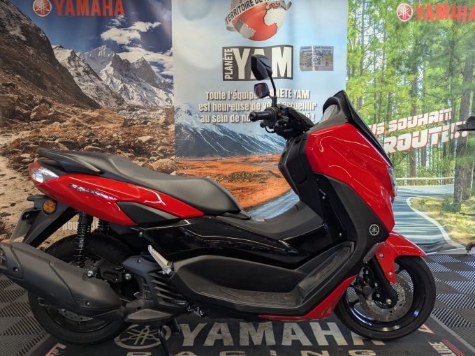 YAMAHA NMAX 125 4