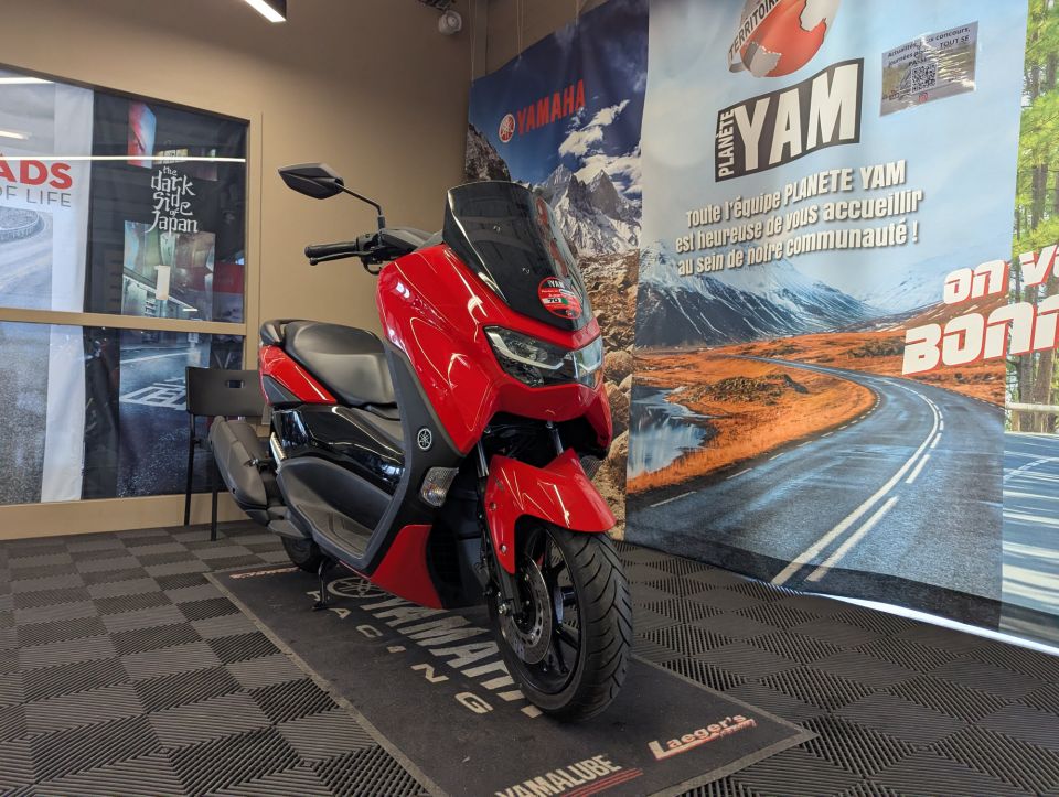 YAMAHA NMAX 125 4
