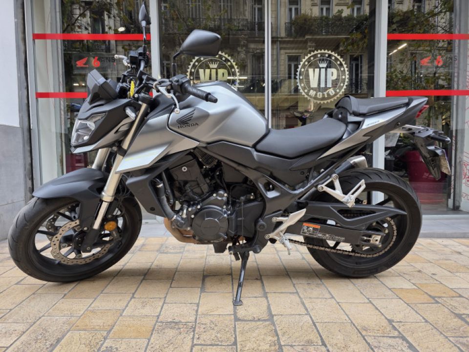 HONDA CB750 HORNET 4