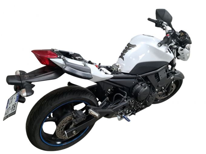 YAMAHA XJ6 4