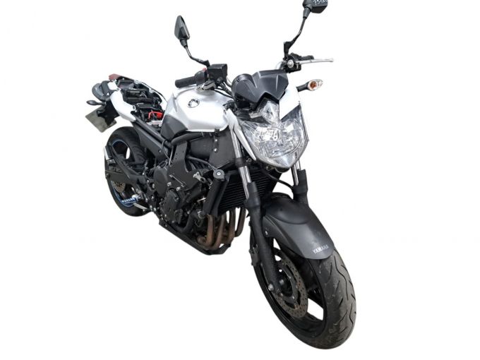 YAMAHA XJ6 4