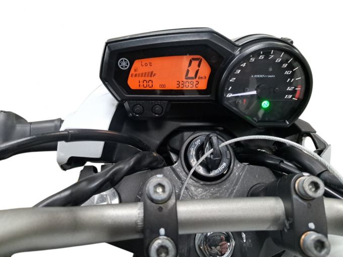 YAMAHA XJ6 4