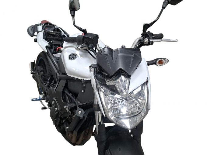 YAMAHA XJ6 4