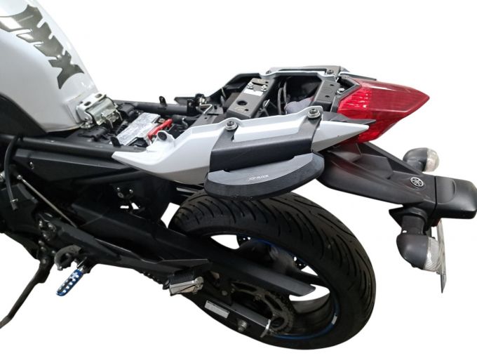 YAMAHA XJ6 4