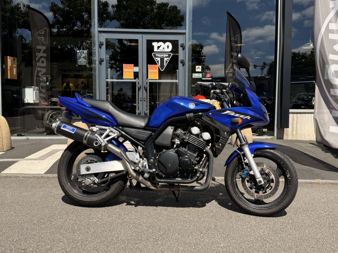 YAMAHA FZS FAZER 4