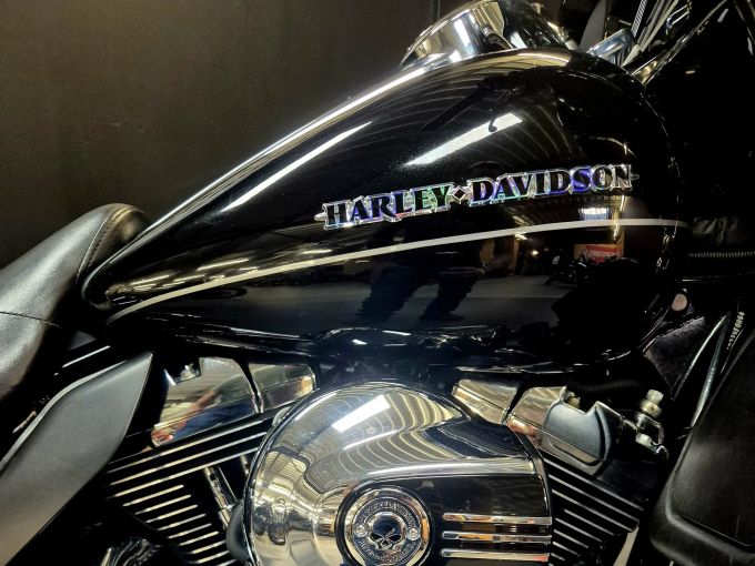 HARLEY-DAVIDSON TOURING ELECTRA GLIDE 1690 ULTRA LIMITED 4