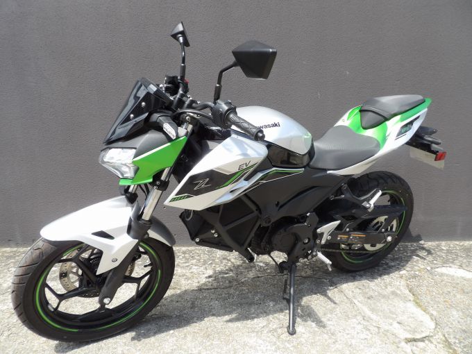 KAWASAKI Z EV 4
