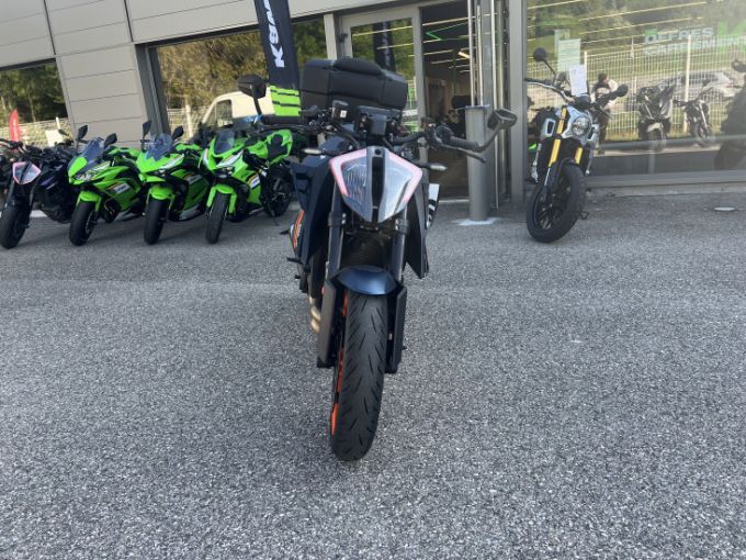 KTM 1290 SUPER DUKE R 4