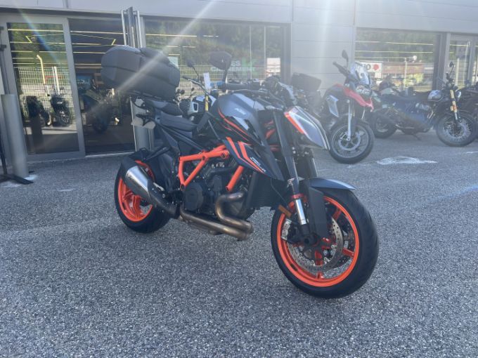 KTM 1290 SUPER DUKE R 4