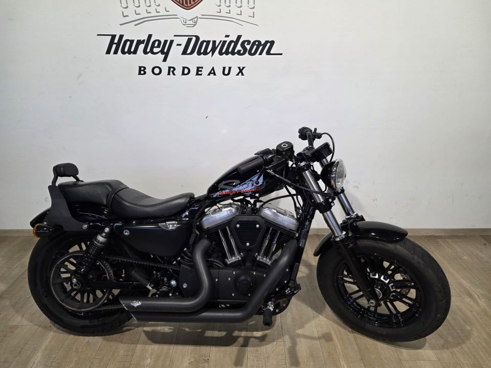 HARLEY-DAVIDSON SPORTSTER FORTY-EIGHT 1200 4