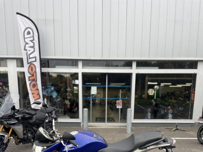 HONDA CB 600 F HORNET 4