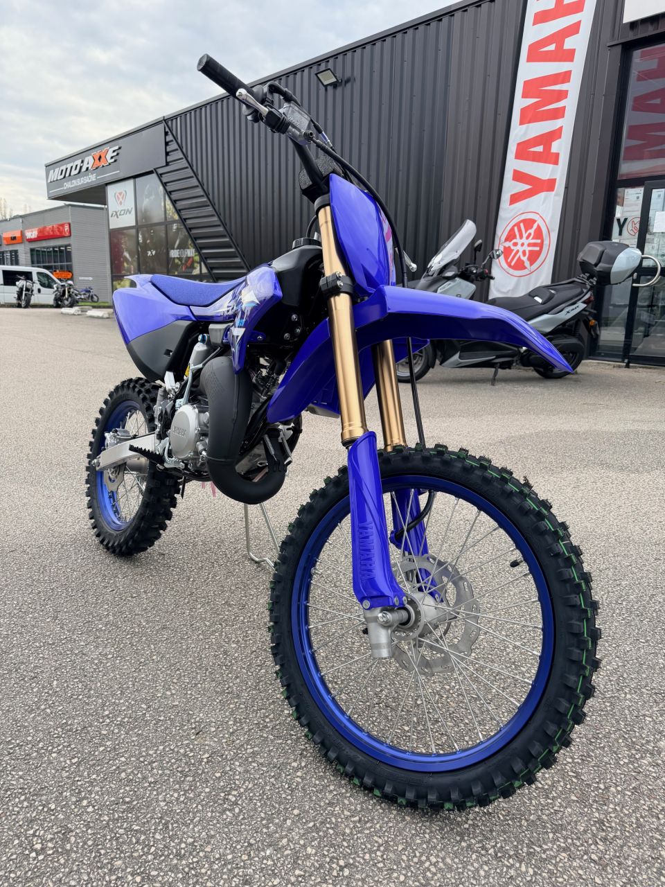 YAMAHA YZ85LW 4