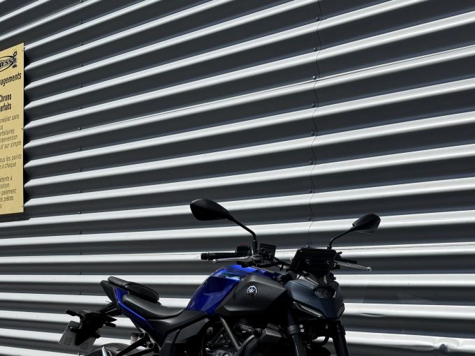 YAMAHA MT-07 (47.5CV) 4