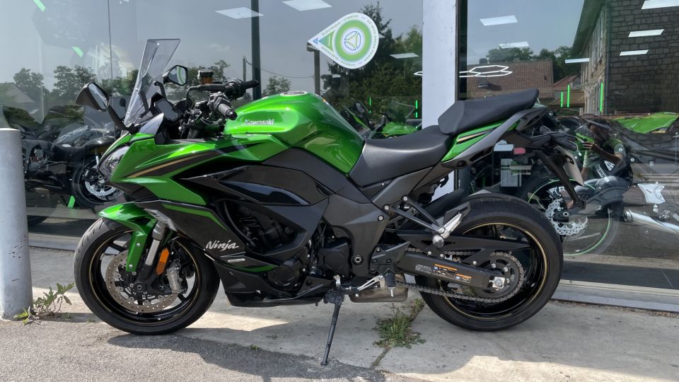 KAWASAKI NINJA 1100 SX SE 4
