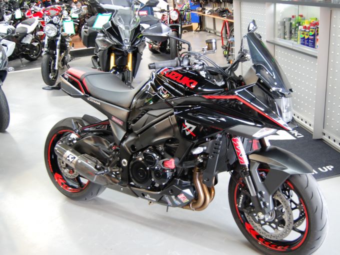 SUZUKI KATANA 1000 4