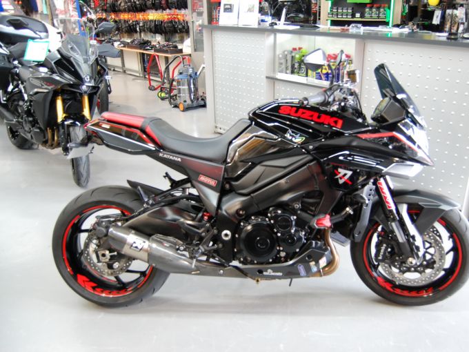 SUZUKI KATANA 1000 4