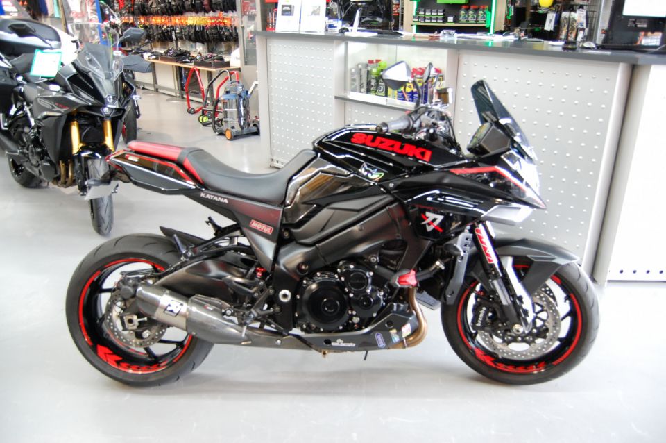 SUZUKI KATANA 1000 4
